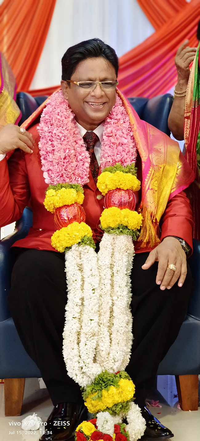 Bro Andrew Richard marks his 60th Birthday 2022 with grandeur at Prayer Centre, Valahcil in Mangalore on July 15th Friday along with large devotees and members of Grace Ministry.